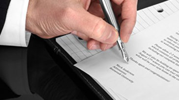 Using a fountain pen